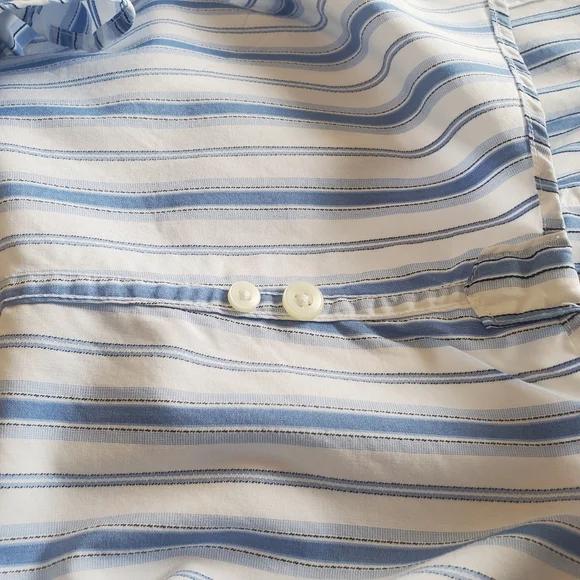 Abercrombie & Fitch Men's Size S Muscle L/Sl white shirt with Lt. Blue stripes - Picture 8 of 10